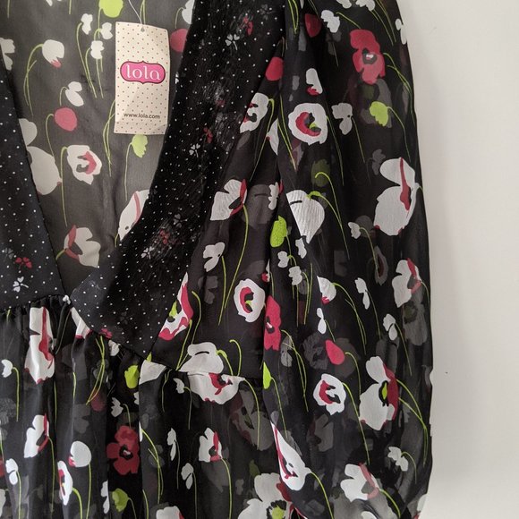 Chiffon Low Cut Flowy Floral Top/Blouse - Picture 2 of 5